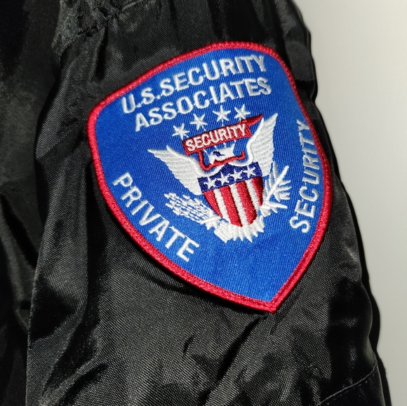 Quilted Jacket BROKEN ZIPPER - Picture 3 of 8